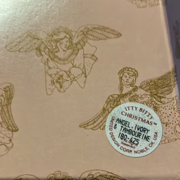 Itty-bitty Christmas, angel ivory and tambourine- - Picture 5 of 7